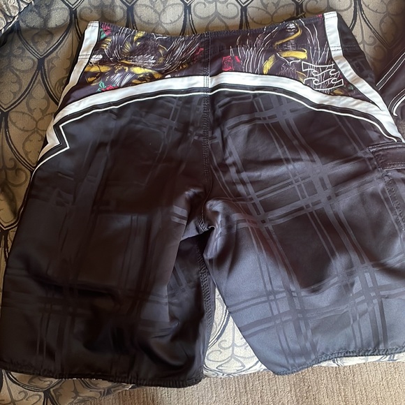 Billabong Board Short - Picture 4 of 4